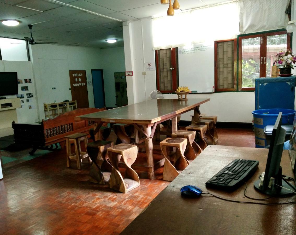 Spicythai Backpackers Chiang Mai Buitenkant foto